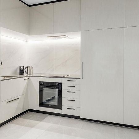 Meriton Suites Surfers Paradise Gold Coast Extérieur photo Kitchen