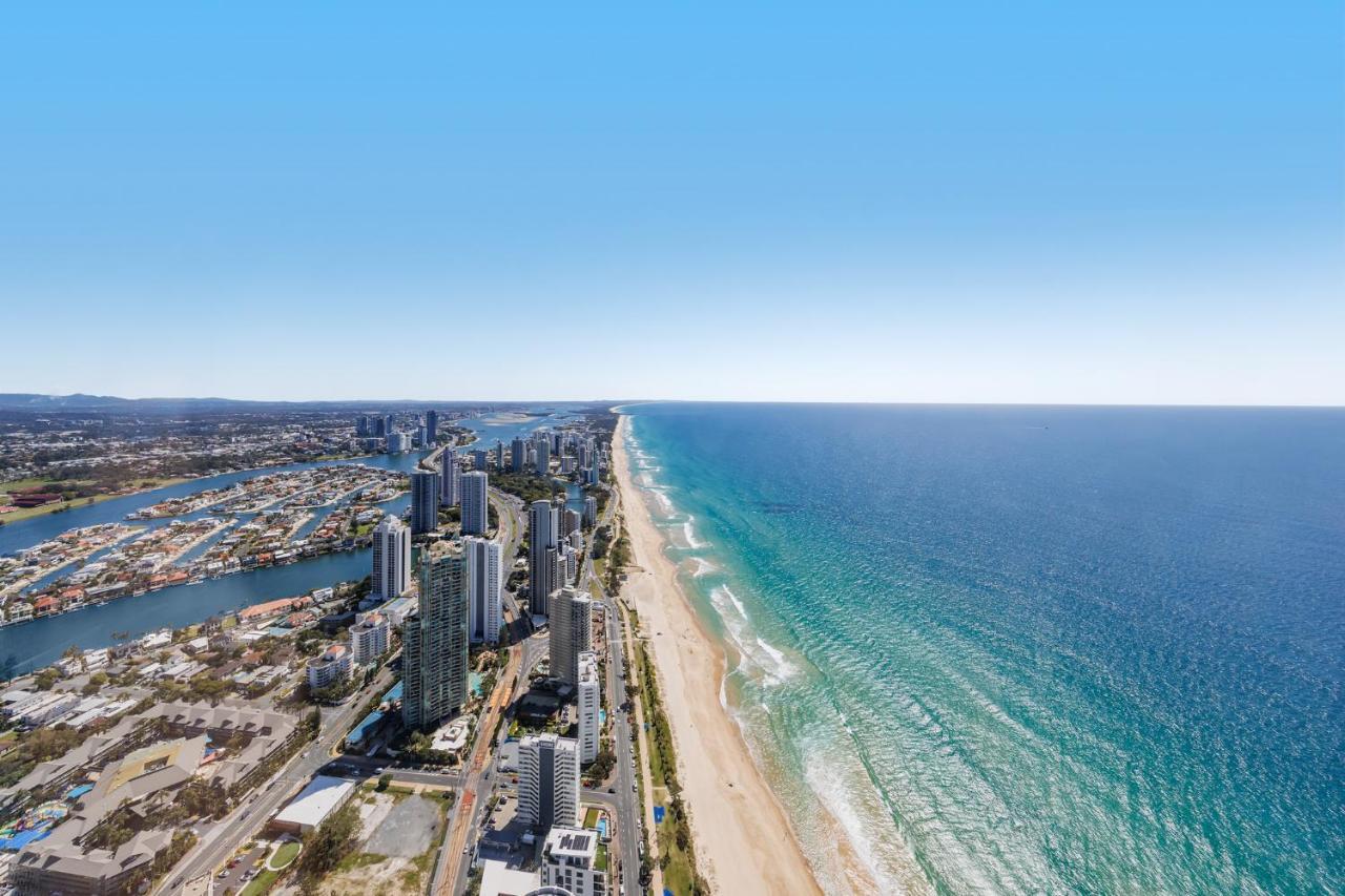 Meriton Suites Surfers Paradise Gold Coast Extérieur photo Aerial view of the Gold Coast, 2018
